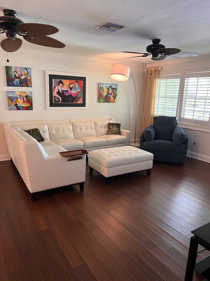 Home Close To Downtown Fort Myers And The Beaches - Fort Myers, FL