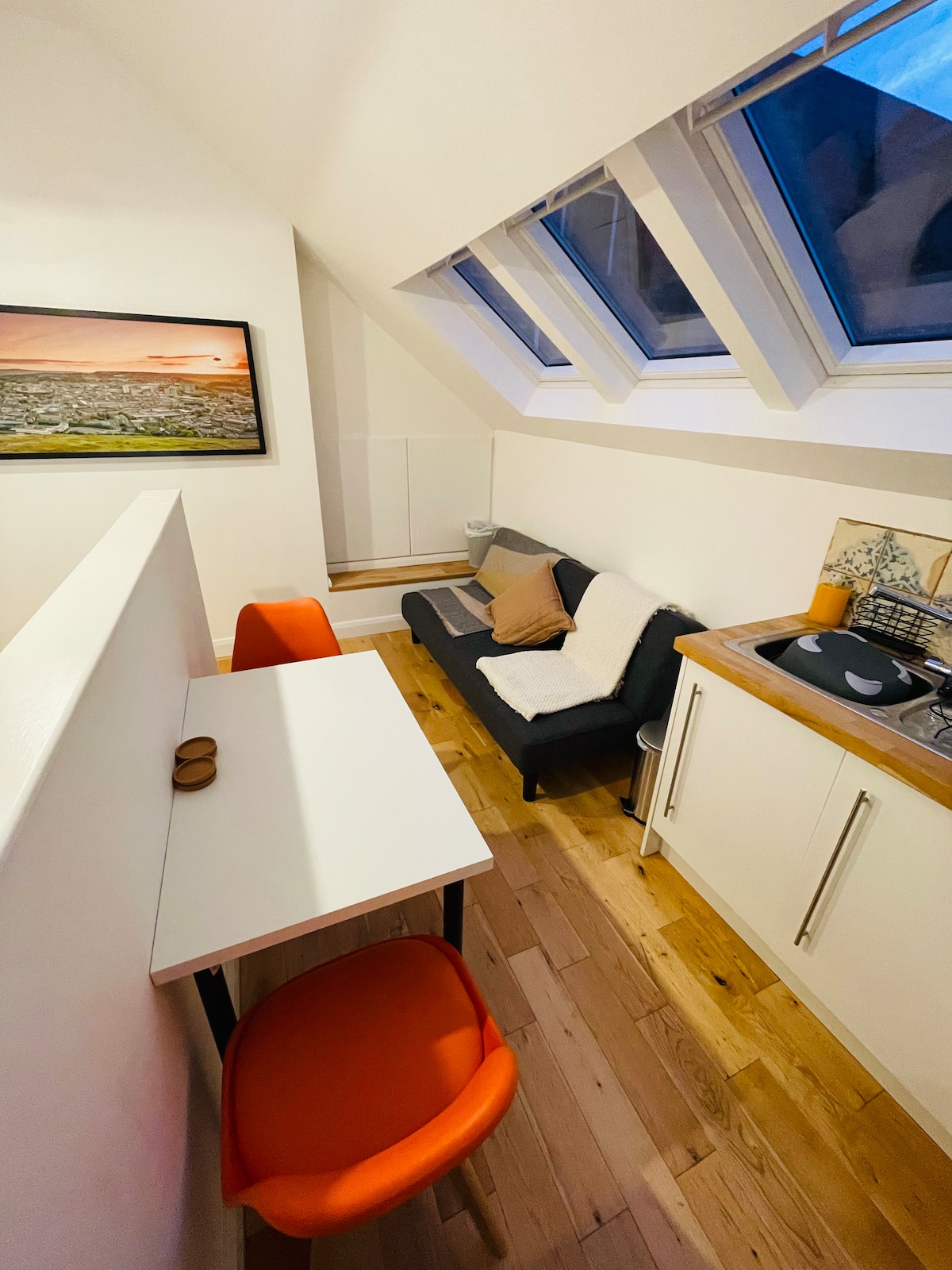 Successful Airbnb property: The Hollies ‘Studio’ Apartment in Stainland And District