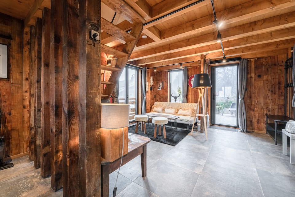 A timber chalet on the Megève slopes, Megève, Auvergne-Rhône-Alpes, France, photo 3 of 10