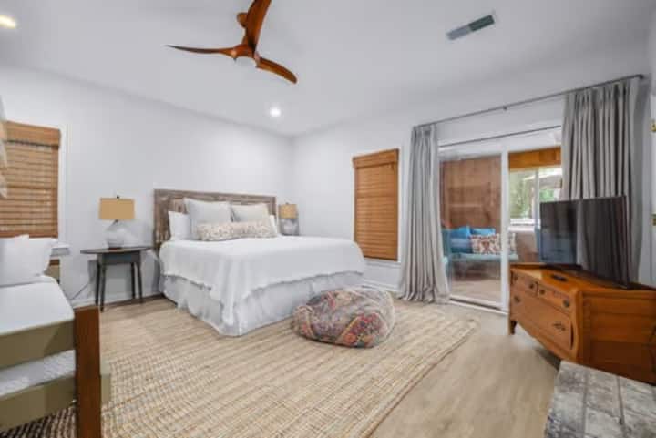 Downstairs bedroom