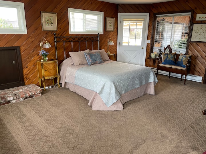 Bedroom area