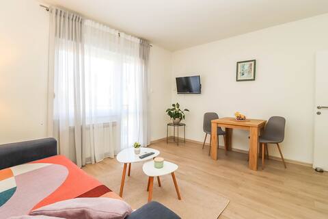 Successful Airbnb property: Apartment with terrace in Grad Rovinj
