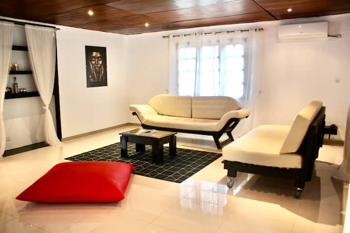 Villa Entière Avec Piscine Privée Et Climatisée - Côte d'Ivoire
