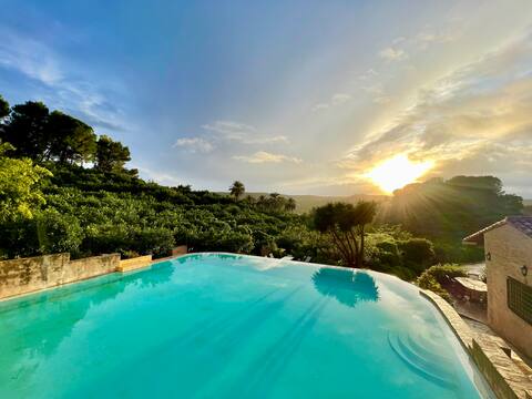 Villa Maria - Spanish Paradise