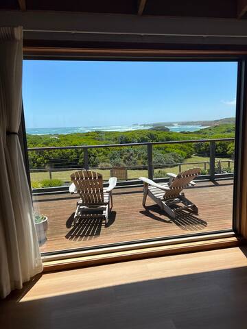 Sunsets on Martyrs – Coastal Luxury Beach House gallery image 5