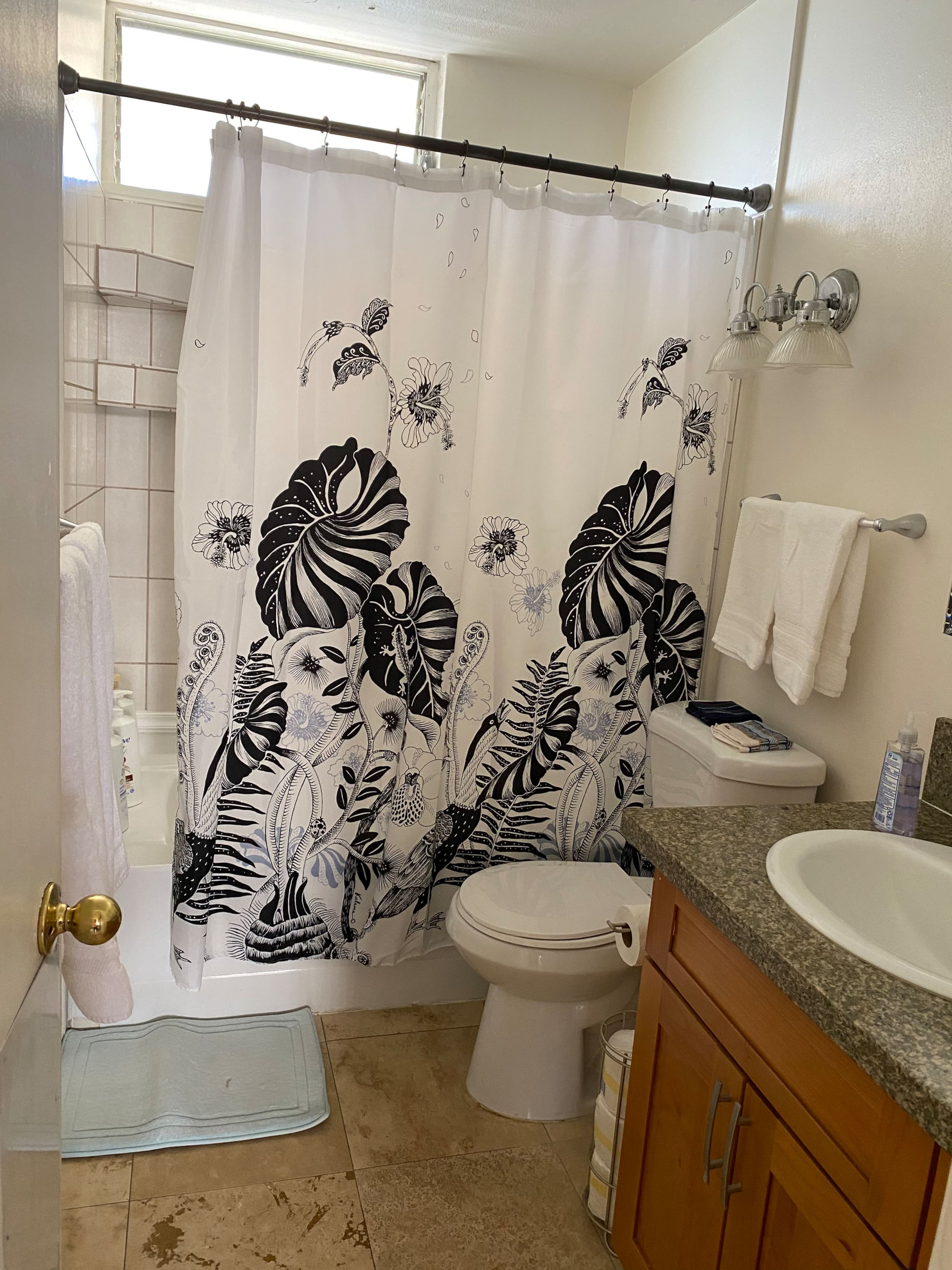 Clean and Convenient 1 Bdrm Suite in Waikiki - Image 5