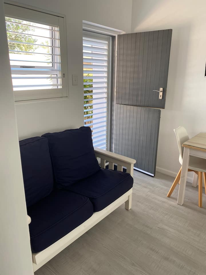 The Littlest Beach Cottage - Port Elizabeth