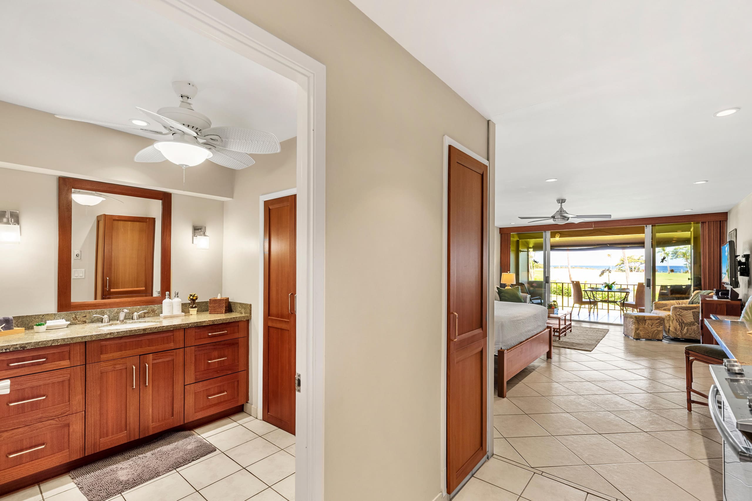 Condo in Kaanapali · ★4.94 · Studio · 1 bed · 1 bath - Image 13