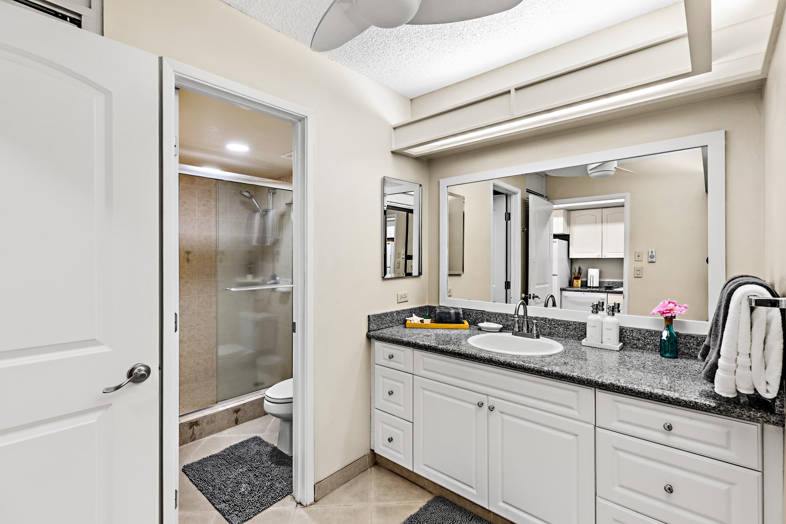 Home in Kaanapali · ★4.76 · 1 bedroom · 1 bed · 1 private bath - Image 37