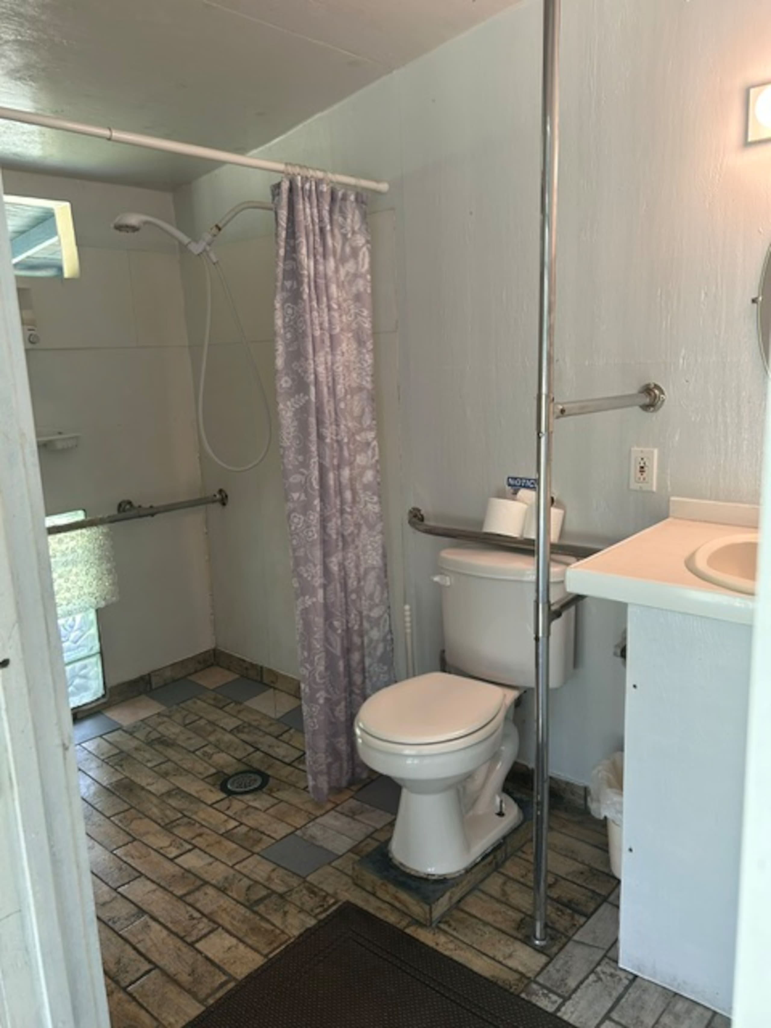 Fern Acres B&B - Photo 53