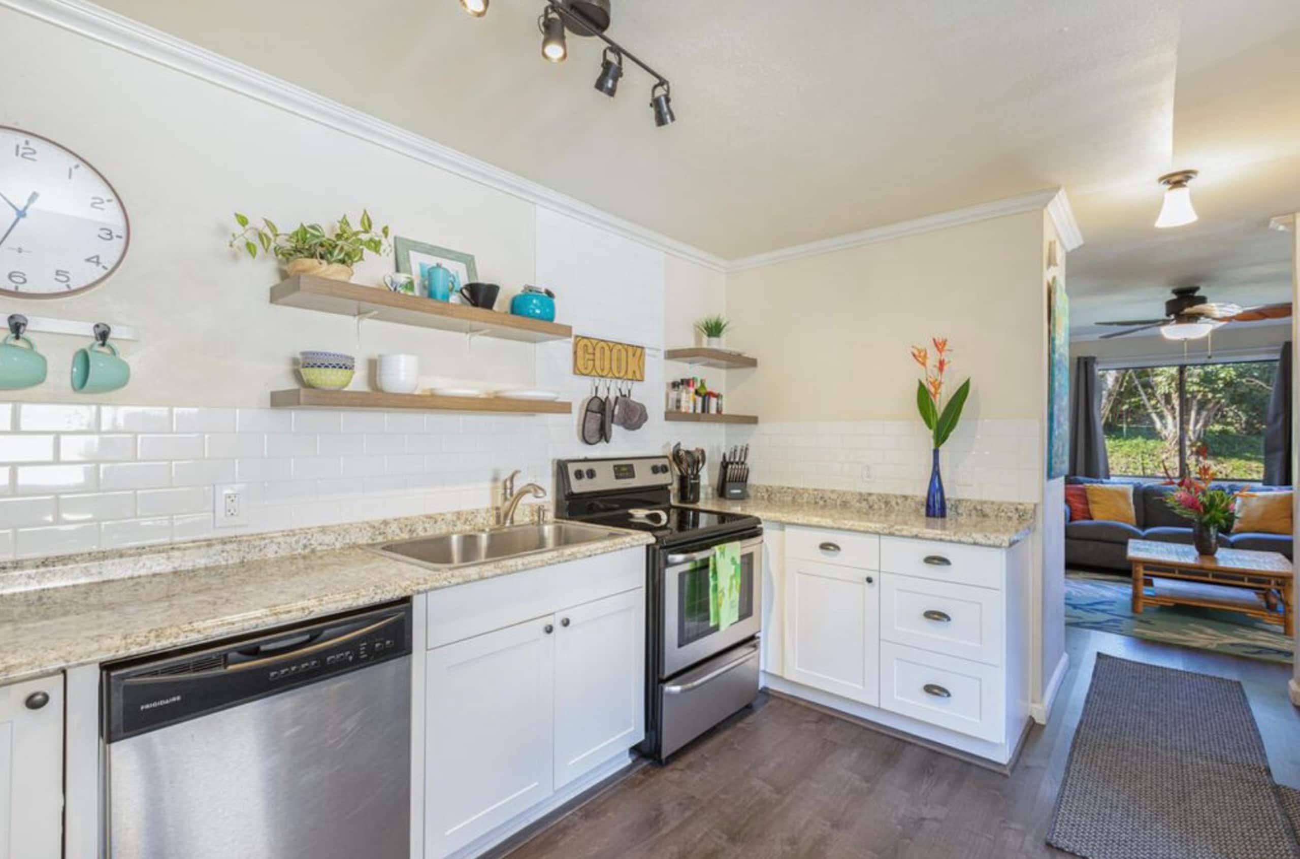 Hidden Gem! A Honu World Close to Hanalei Bay! AC! - Image 8
