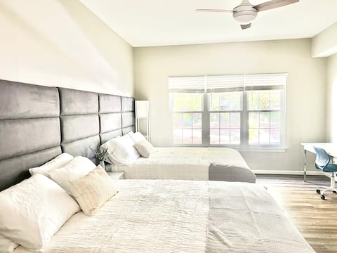 Family Haven Retreat by CNU| 1st FL master