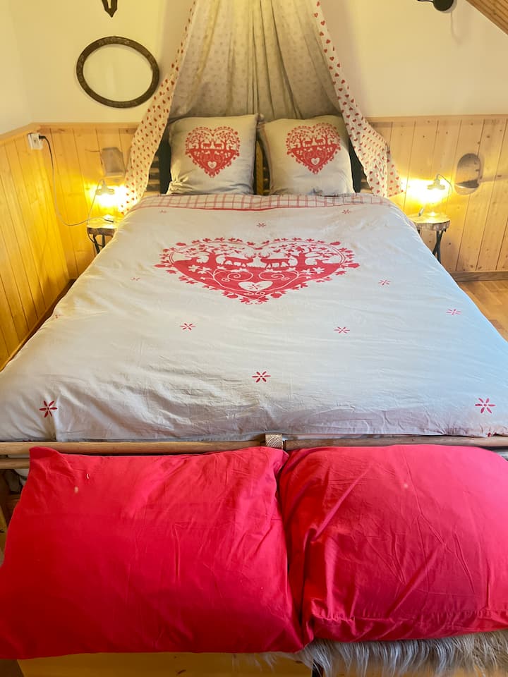 Chambre Avec Sdb Et Airco Dans Létage - Arlon