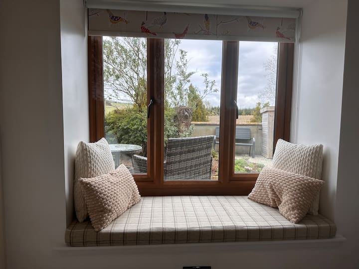 The Wee Hoose, Keith, Moray, 
Ab55 5pj - Huntly