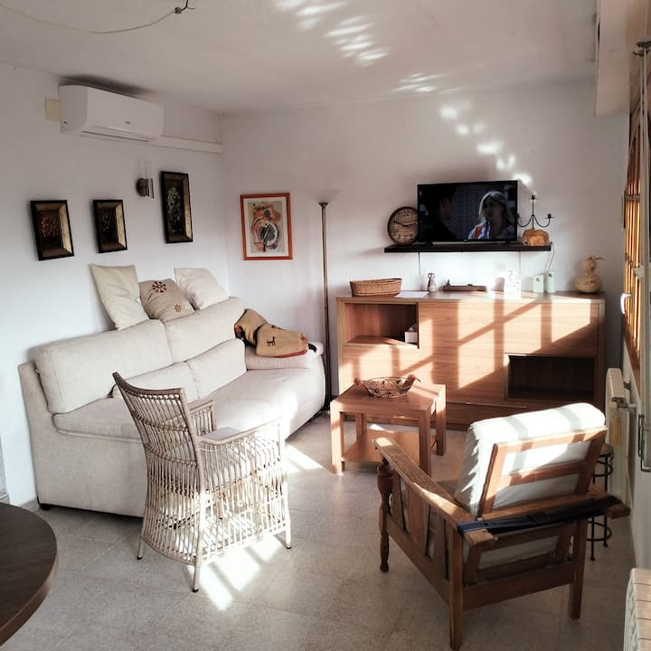 Sonniges Familienfreundliches Haus Eg - Pineda de Mar
