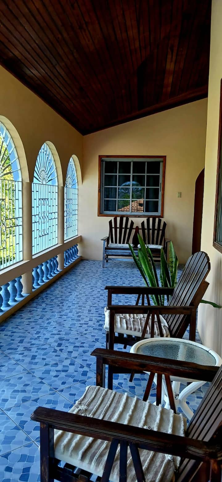 Mays Villa Ocho Rios - Ocho Rios