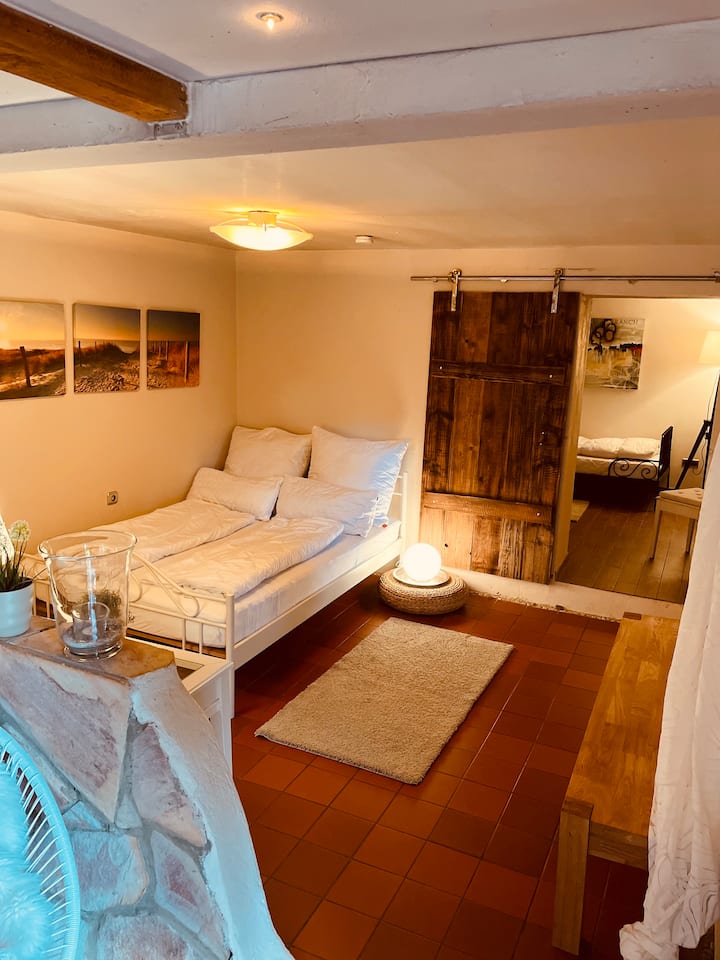 Schlafzimmer 2