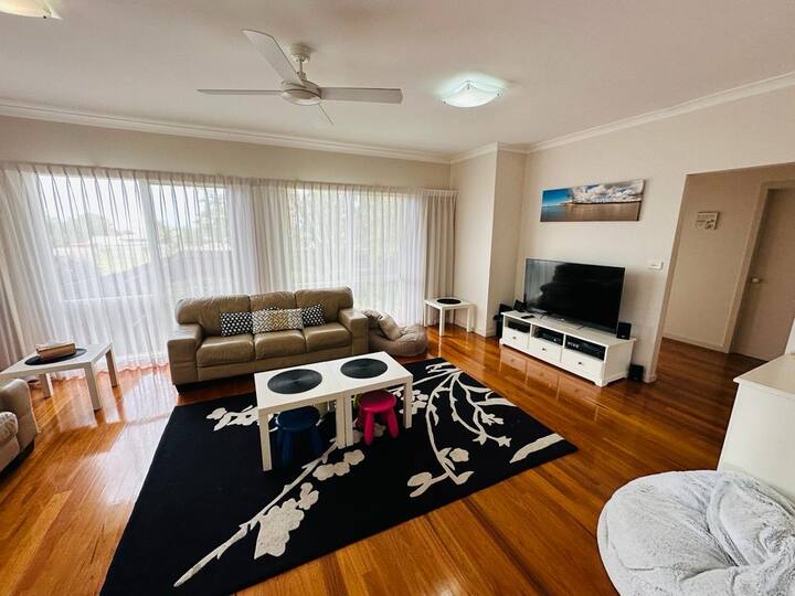The Gem By The Beach! 300m To Beach, Shops & Park - Torquay