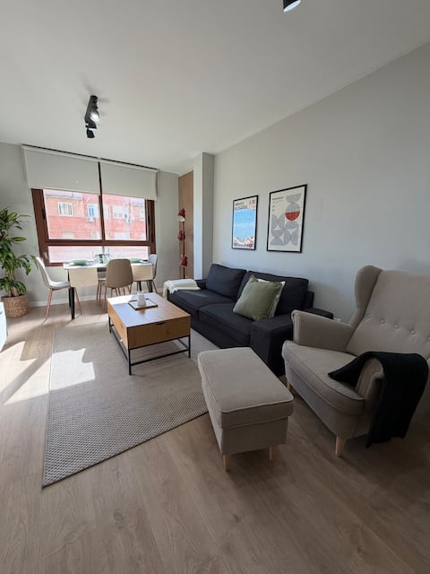 Propiedad de Airbnb exitosa: Almeria Cactus Apartments en Almería