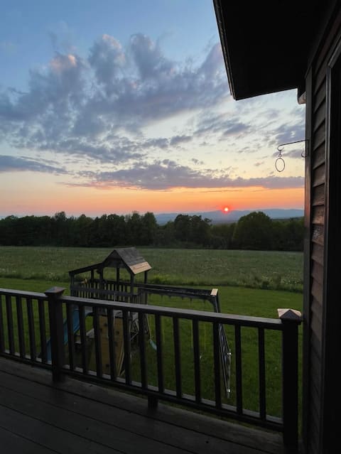 Vermont Retreat | Mountain Views, Private Sunsets