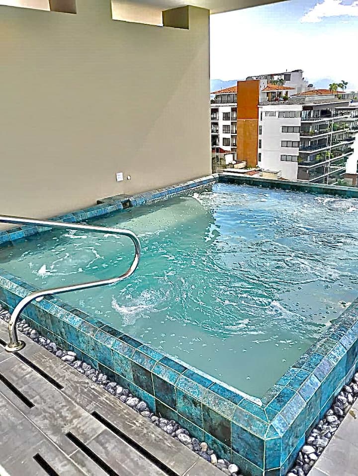 LOFT 268 Luxury 2bed/2bath condo, Romantic Zone - Condominiums for