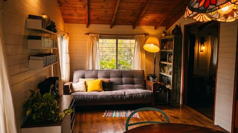 Airbnb con mejor rendimiento: Ananá Cabin, your home beside the Rompani Stream en Primera Sección