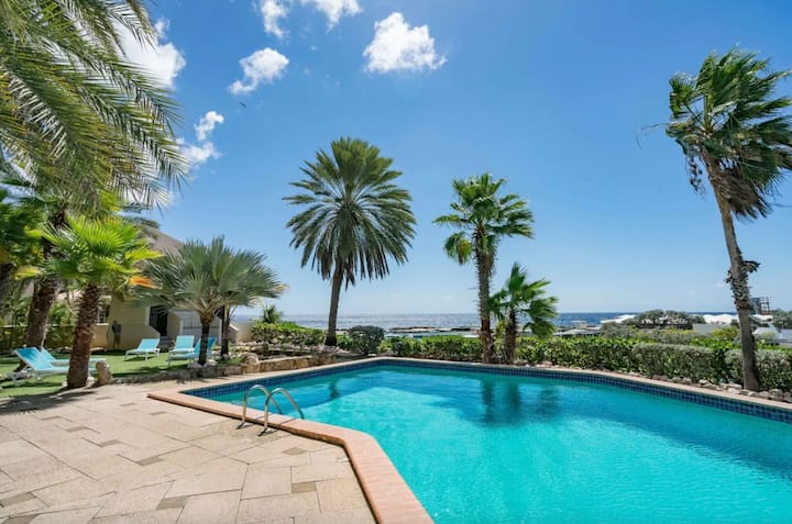 Caribbean Paradise : Curacao Ocean Resort - Curaçao