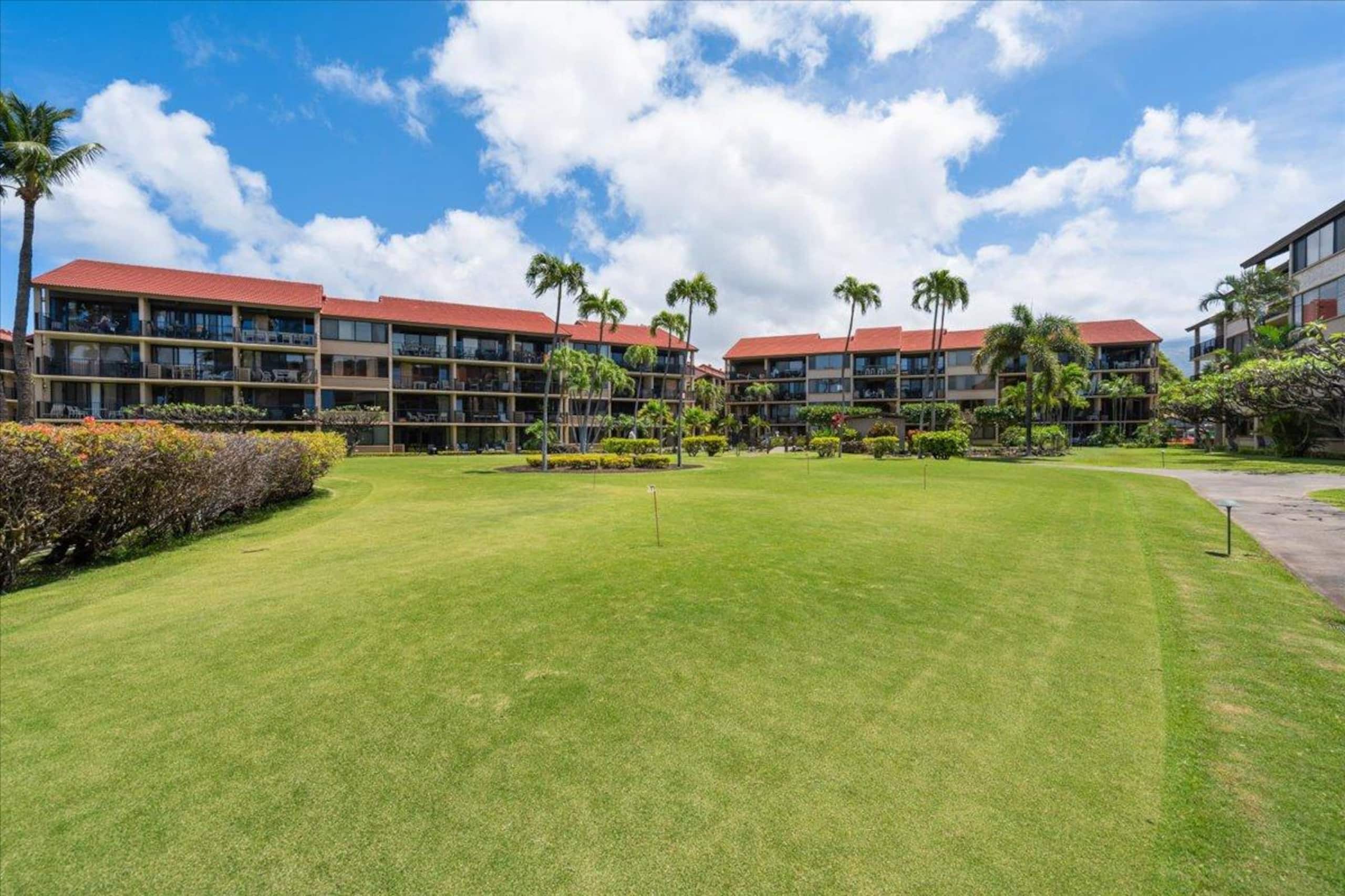Condo in Lahaina · ★4.93 · 3 bedrooms · 4 beds · 3 private baths - Image 16
