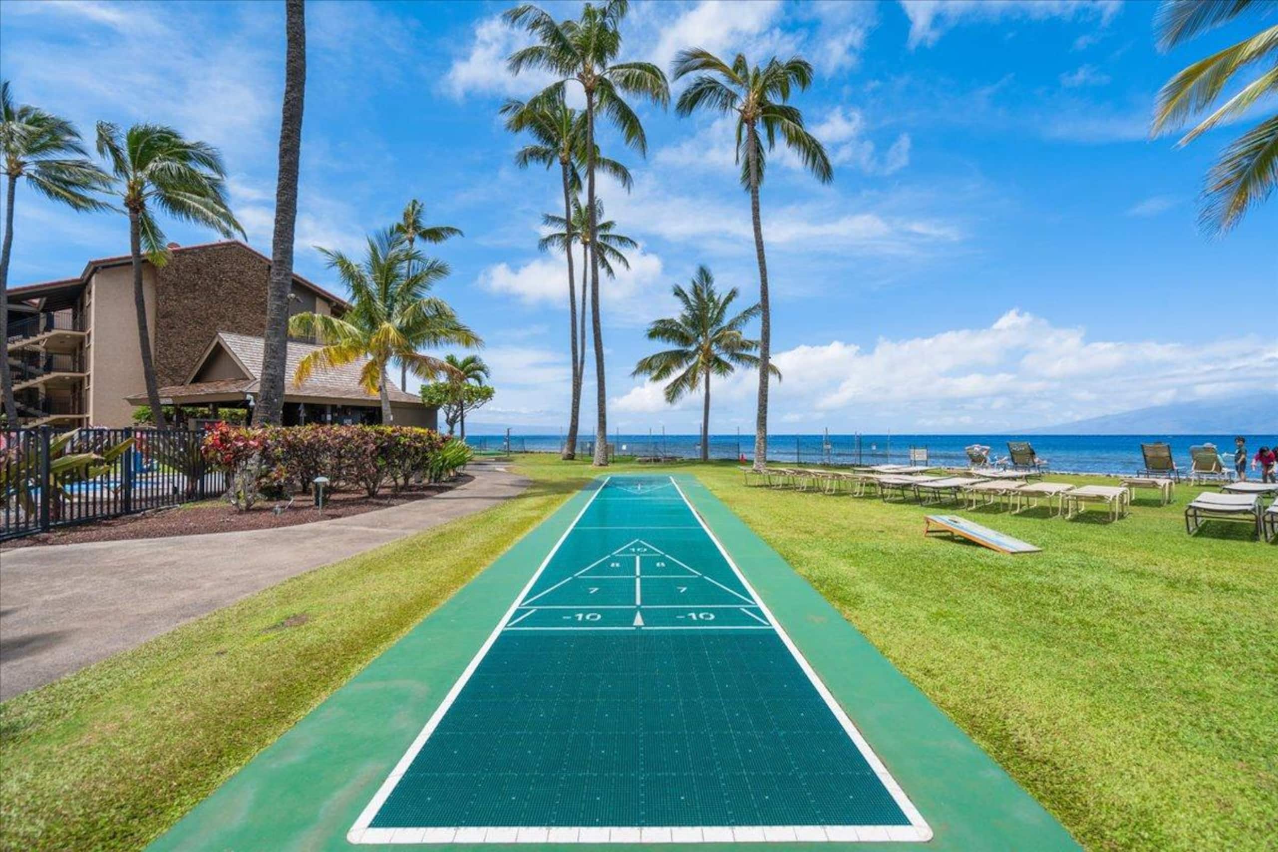 Condo in Lahaina · ★4.93 · 3 bedrooms · 4 beds · 3 private baths - Image 40