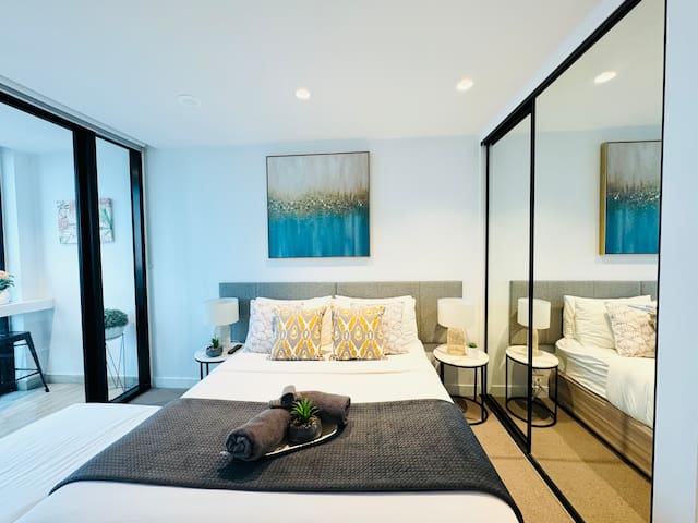 HighestBuildingCBD#TopFloor#SkyView@Lvl75#FreePark