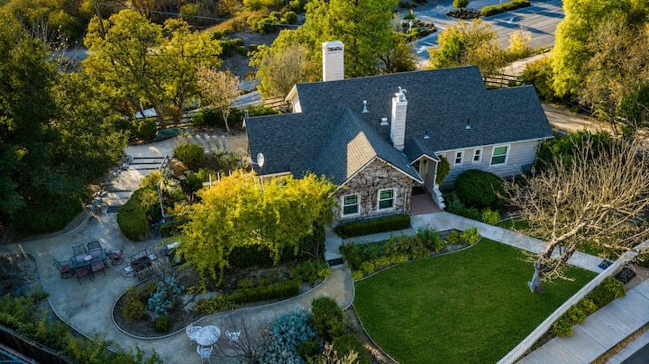 Cottage At Capitol Hill--in-town Vintage Charm With Spa! - Paso Robles, CA