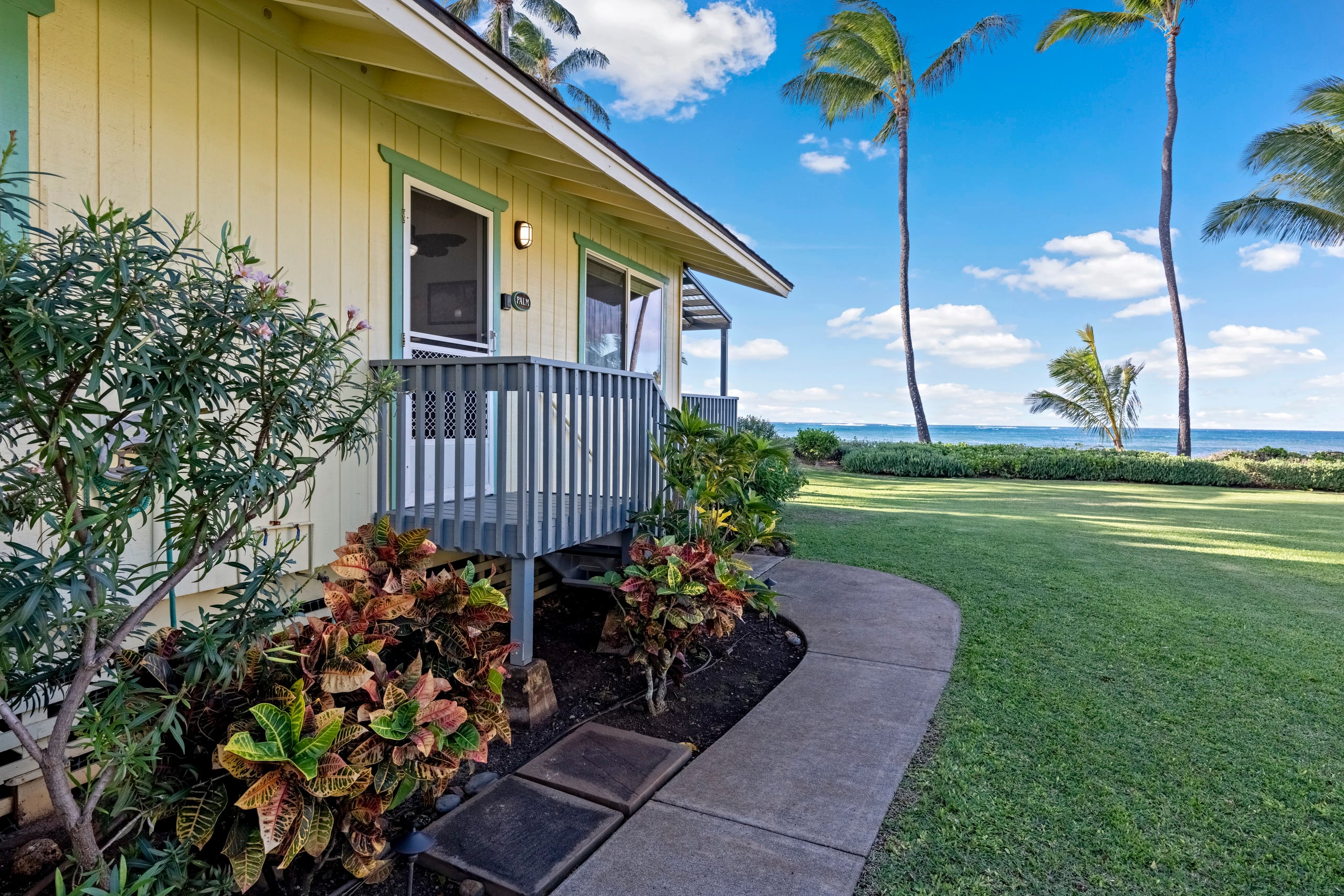 Palm Surf Bungalow - Photo 30