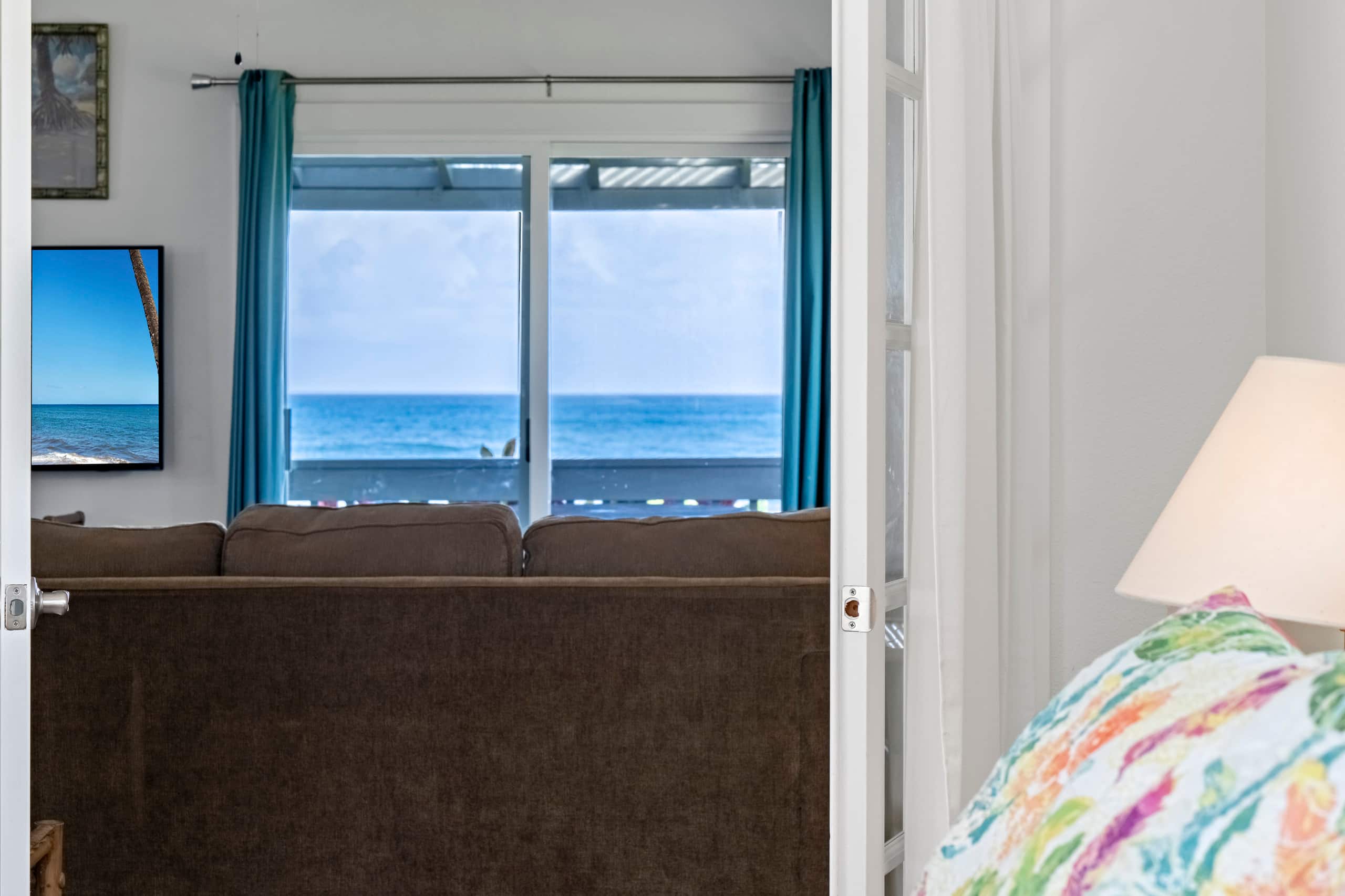 Palm Surf Bungalow - Photo 12