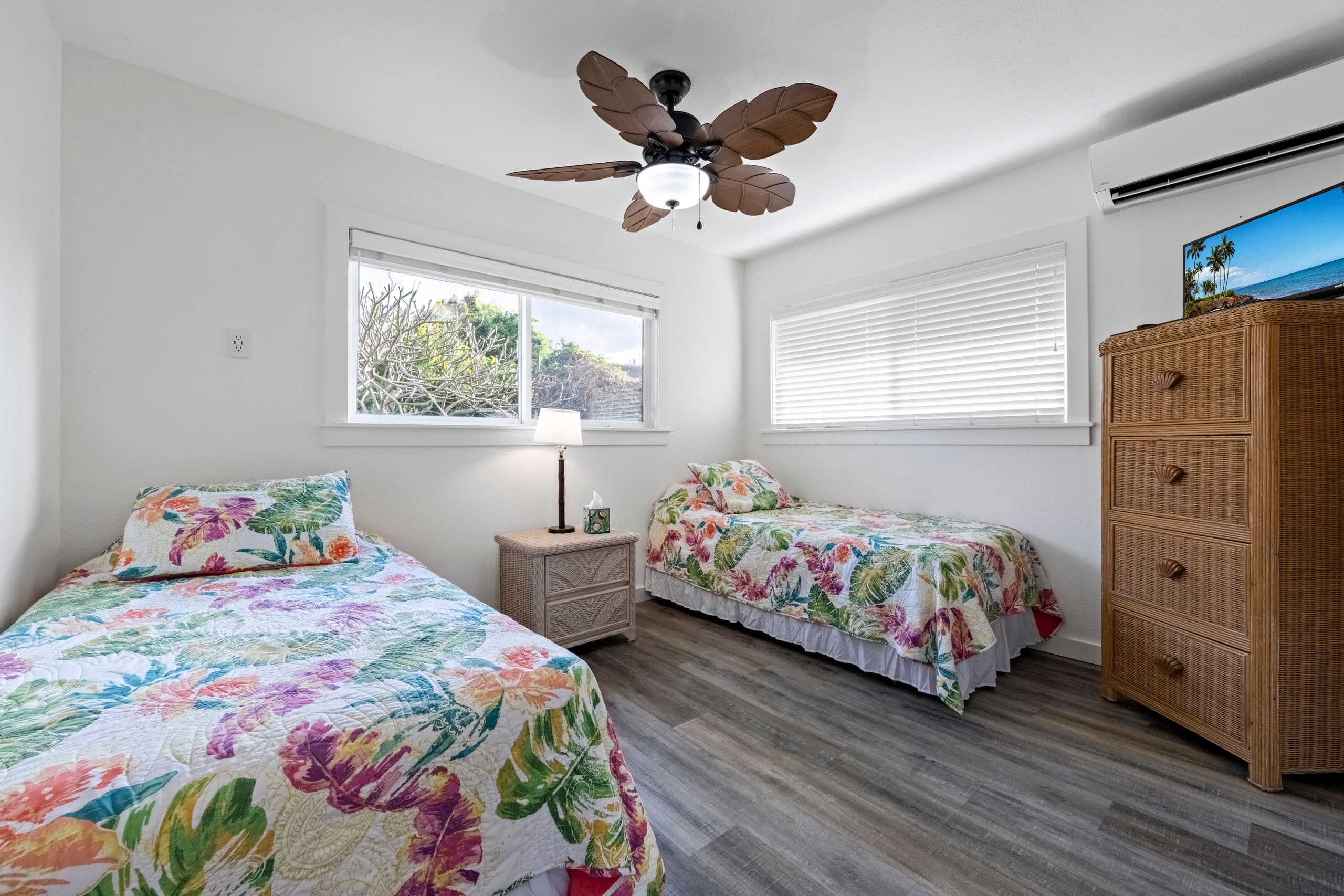 Palm Surf Bungalow - Photo 16