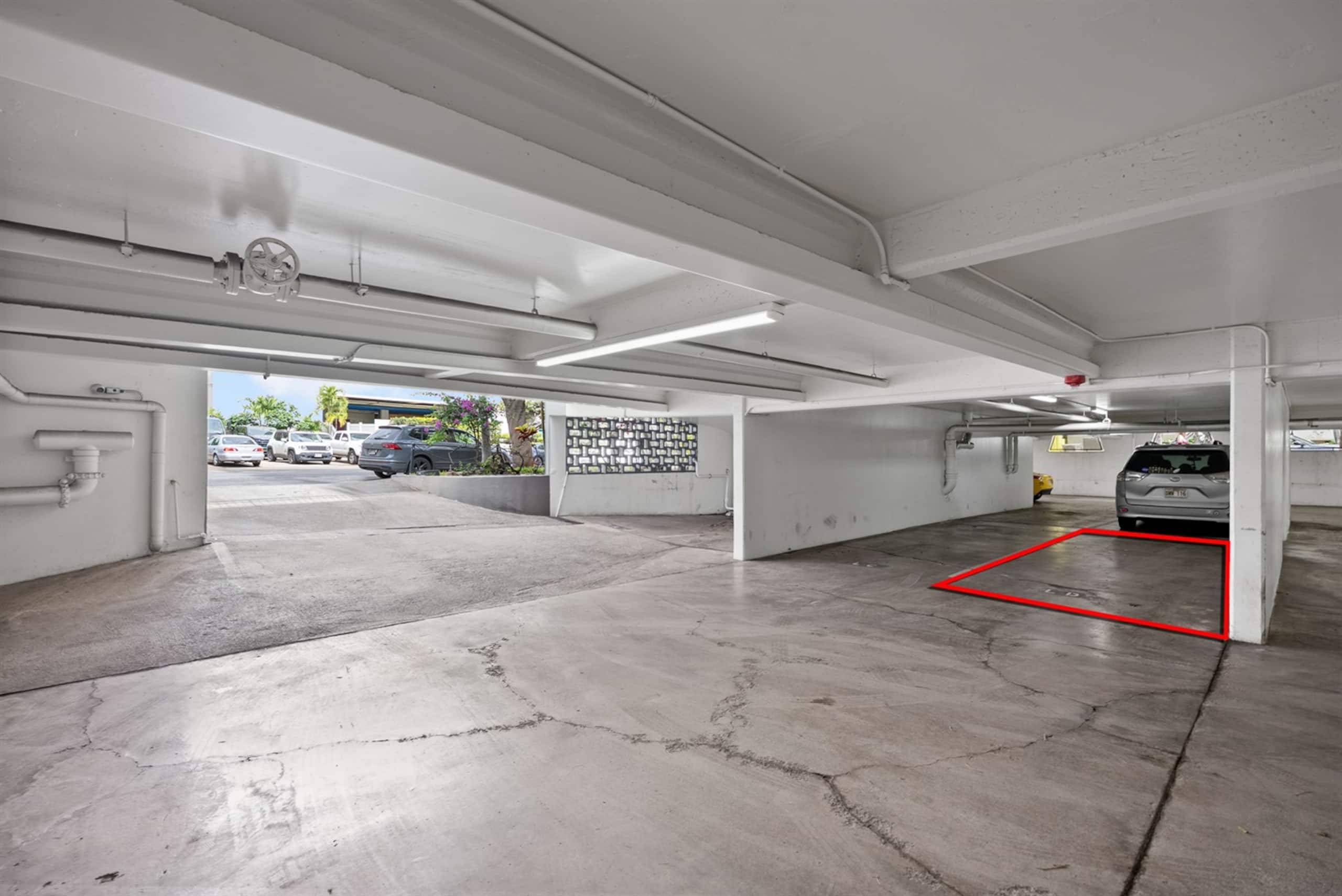 Condo in Honolulu · ★4.91 · 2 bedrooms · 4 beds · 2 baths - Image 10