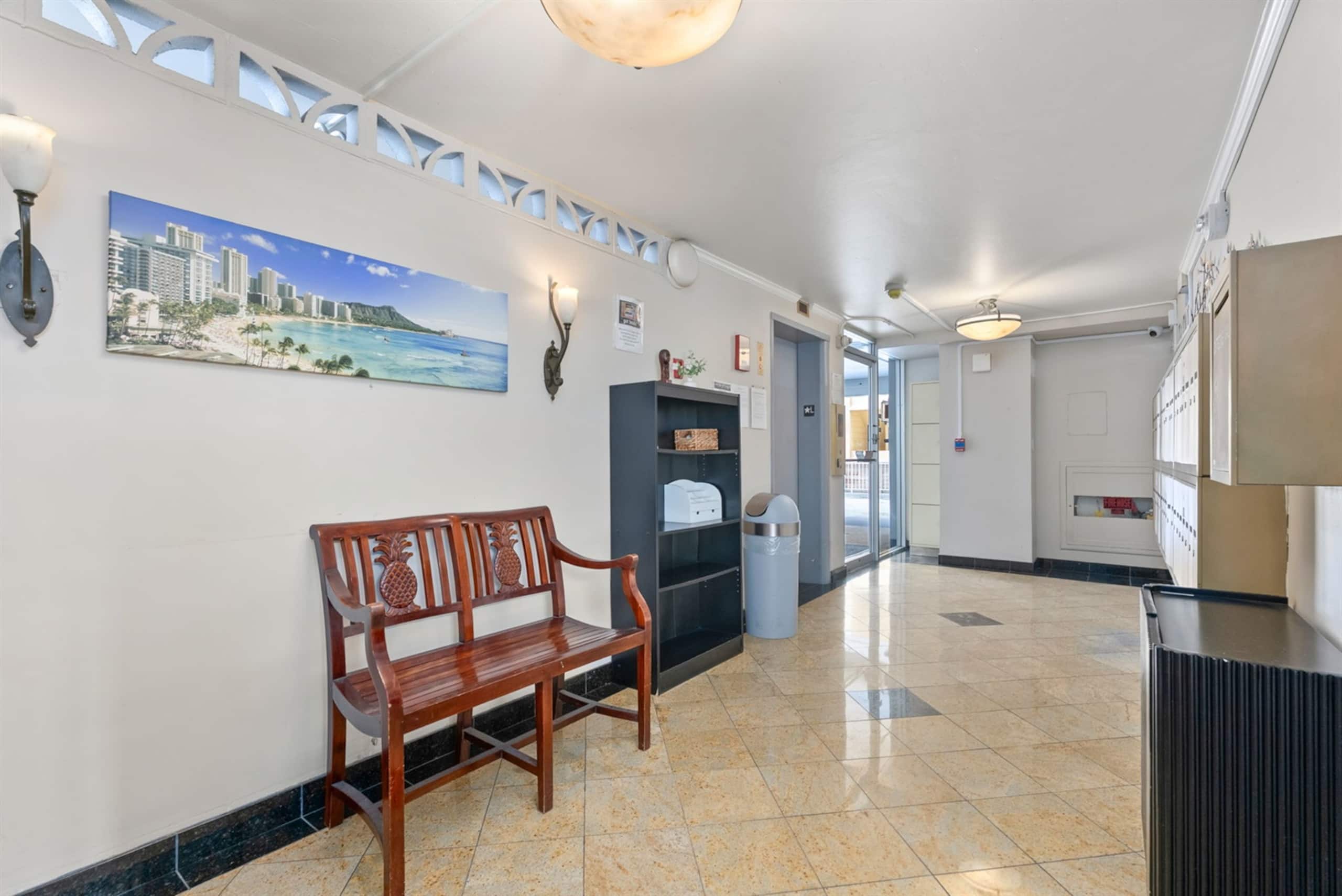 Condo in Honolulu · ★4.91 · 2 bedrooms · 4 beds · 2 baths - Image 6