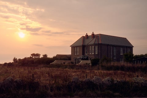 Faraway House Sennen