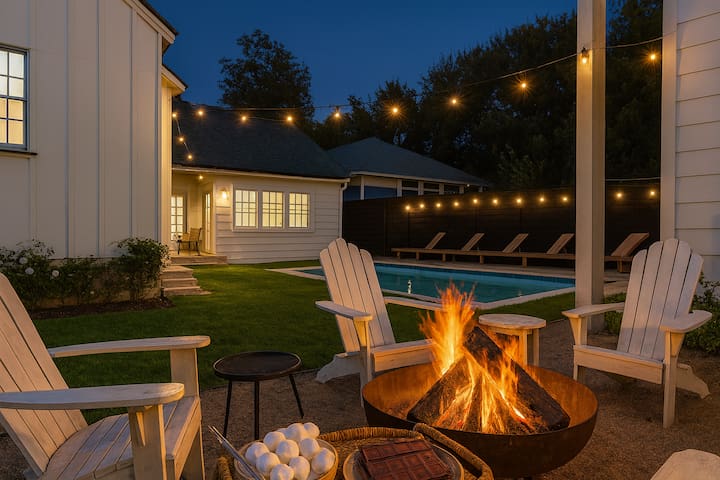 #1 Airbnb ATX | Heated Pool | 2 min to Rainey St