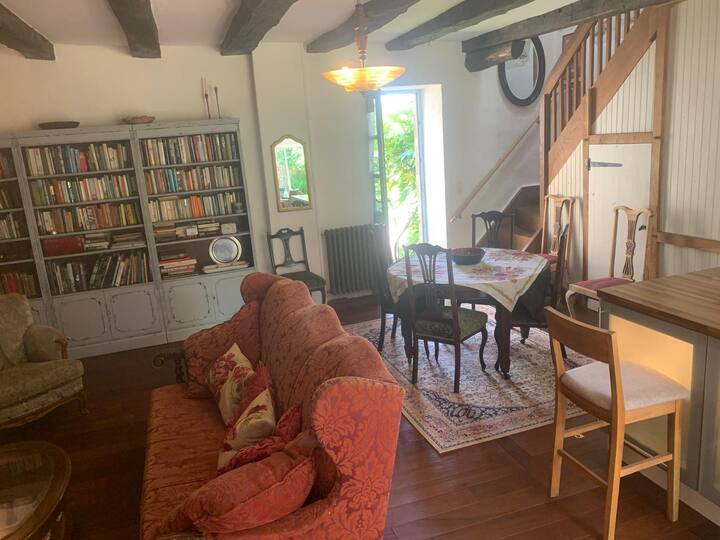Cottage Mignon + Piscine - 5 Psns - Jardin Privé - France