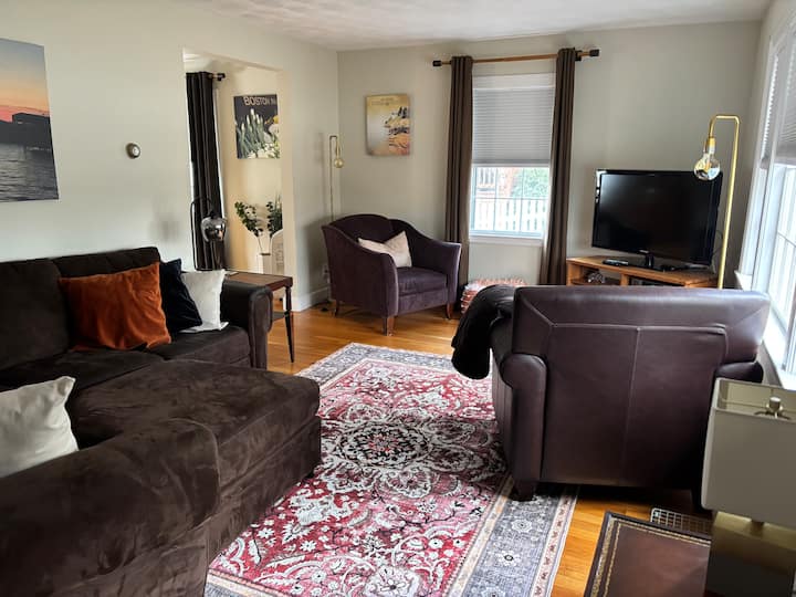Cheerful 1-bedroom Home With Free Parking - Belmont, MA