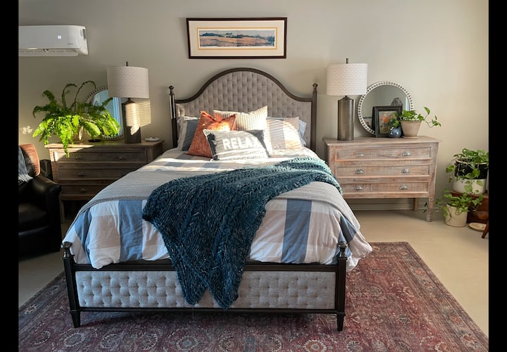 Queen bed