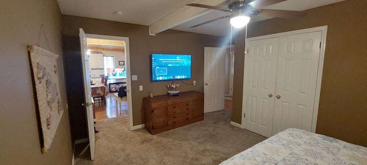 สมาร์ททีวีขนาด 50 นิ้วเพื่อความเพลิดเพลิน