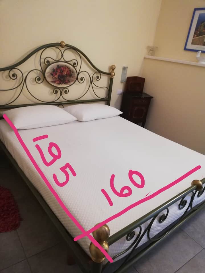 غرفة النوم 1