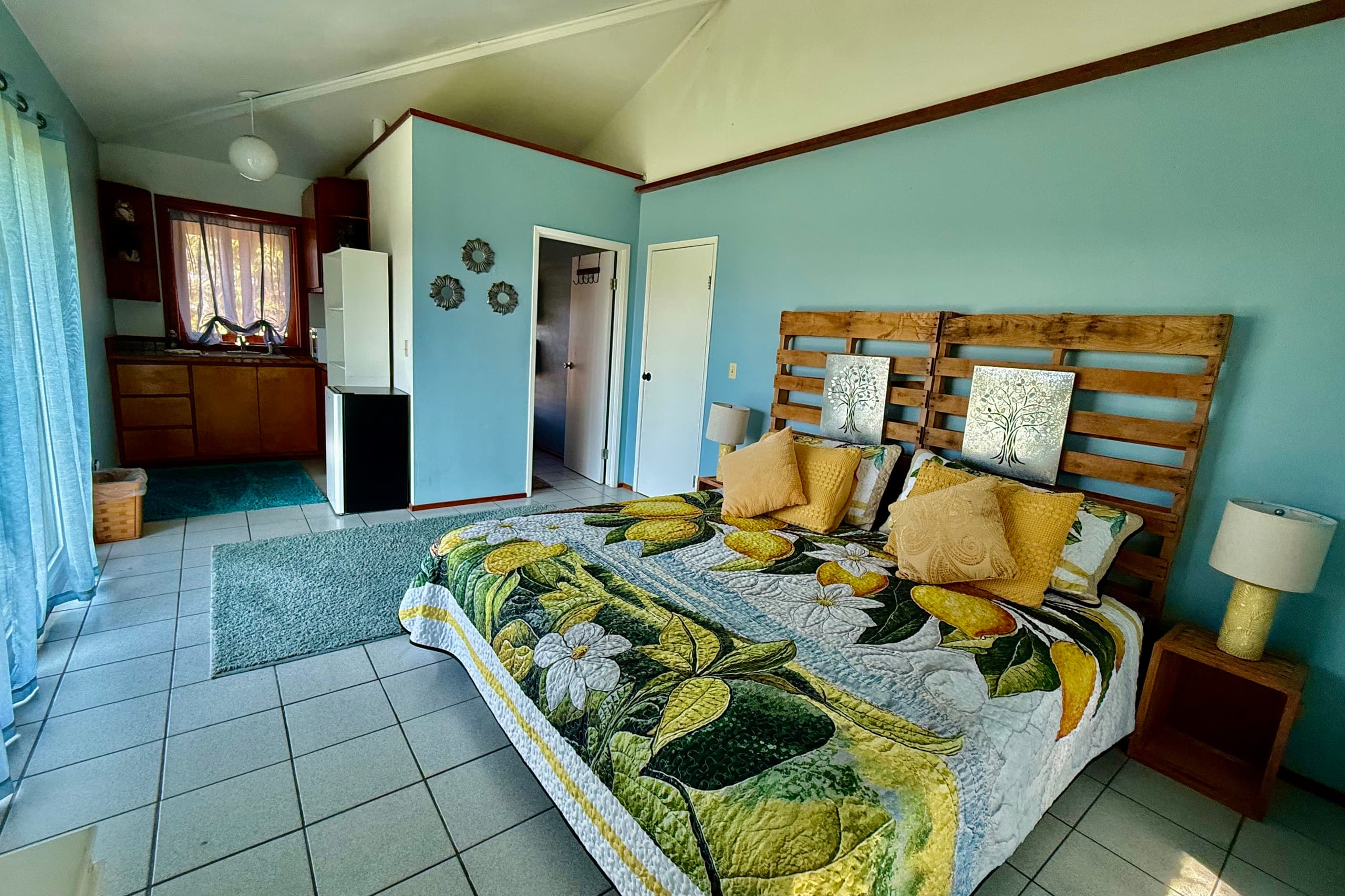 Luxury Pool, Oceanview, 7 acres of avos & fruit - Photo 17