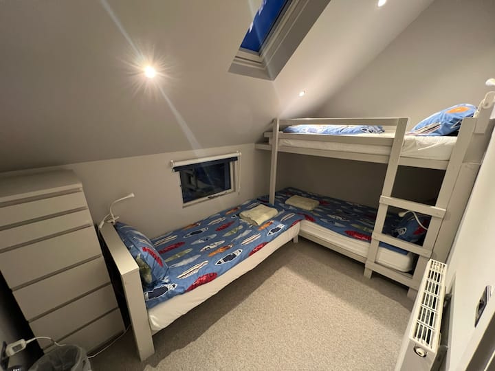 საძინებელი 2