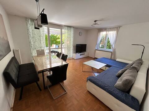 Garden apartment, MUC airport 10km, "YANSH APART"