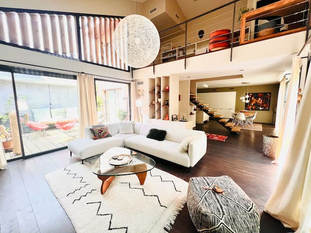 Architect Loft with Garden – Near Wine Museum