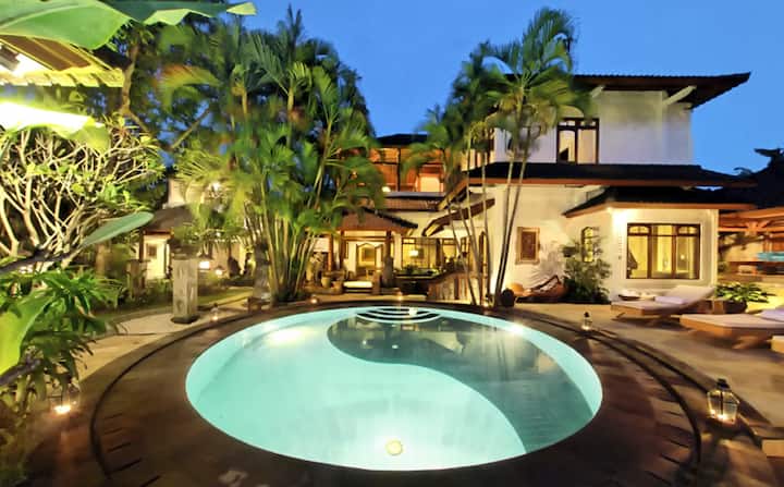 6br Villa Asih, Best Located In Kuta-legian
