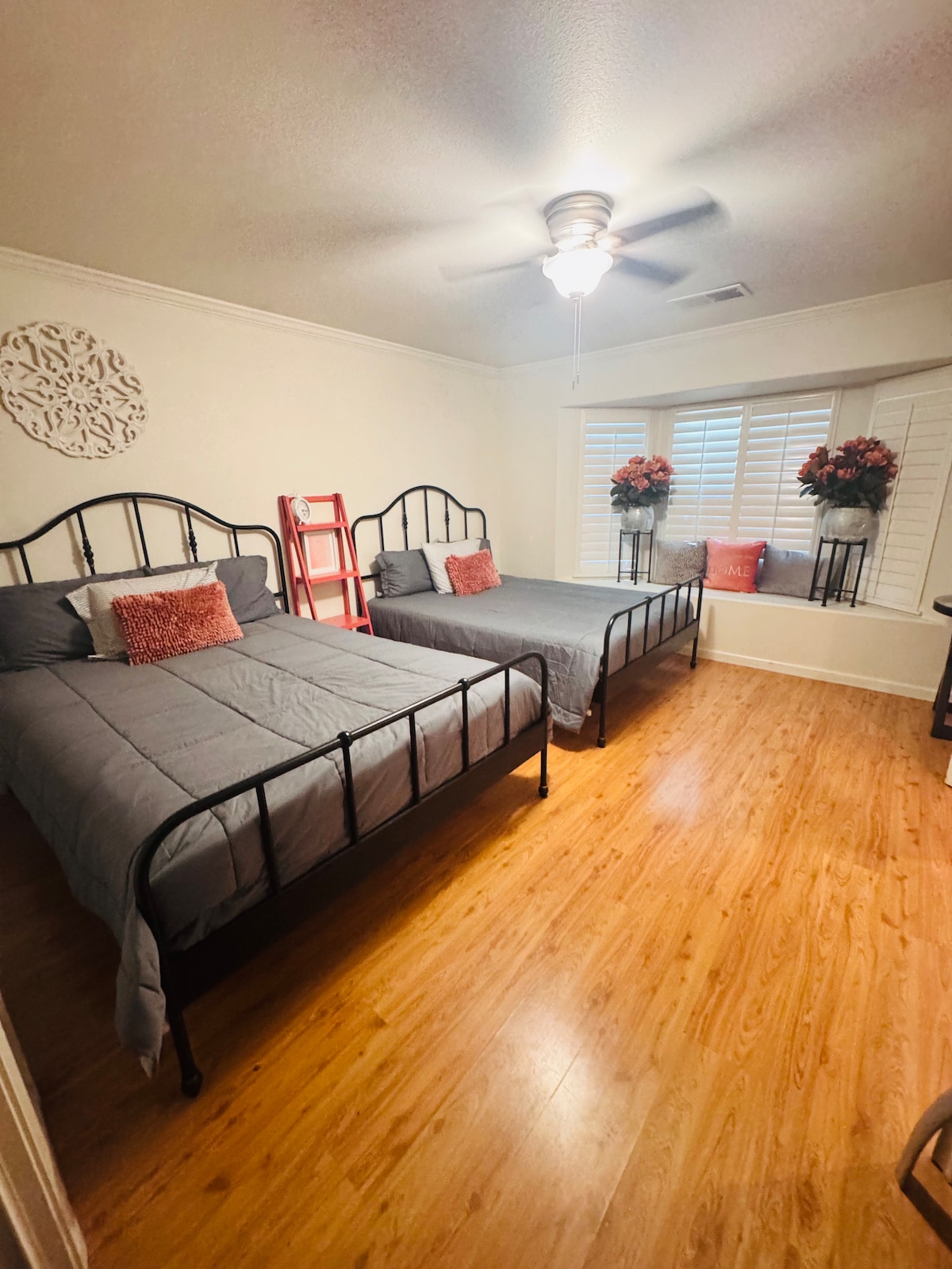 غرفة النوم 2