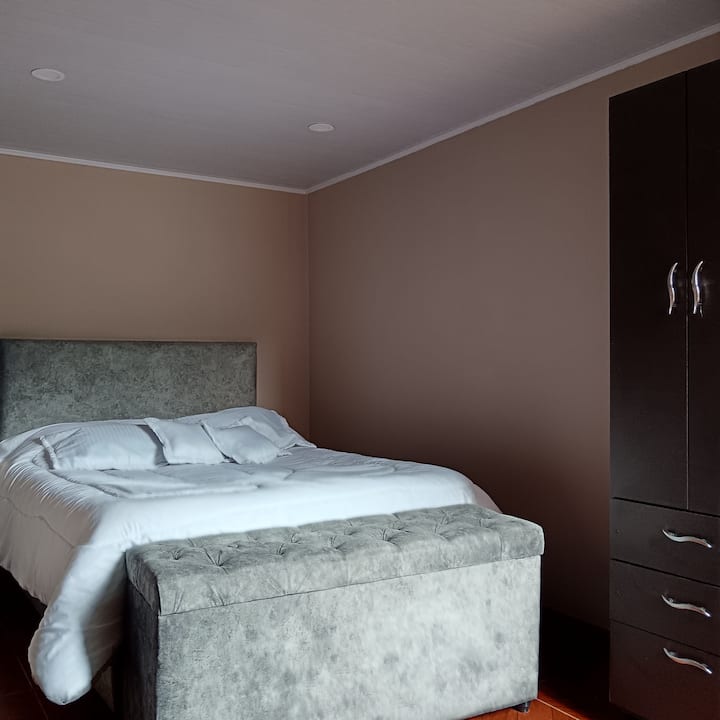 საძინებელი 1